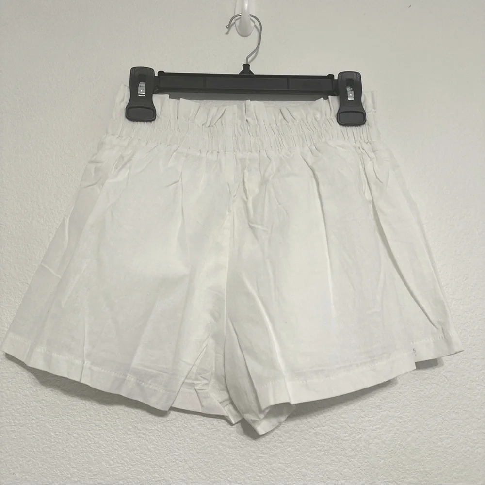 NWT*Set* Fashion Nova, ‘Still Workin’, Women's White Belted Jacket and Shorts - Picture 7 of 16